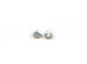 Freshwater Pearl 9-9.5mm Undrilled Keshi Pair