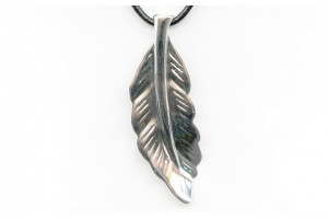 60x Leaf Pendant