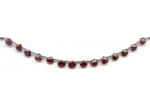 Garnet 3-5x Flat Pear Briolette