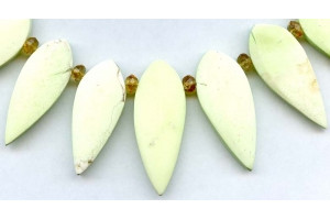 Matte Lemon Chrysoprase 28-40x Fancy Drop