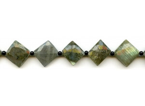 Labradorite 16-18x Faceted Diamond