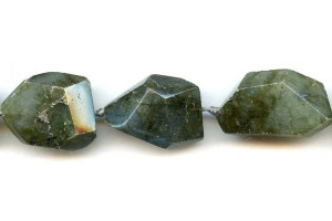 24x Faceted Flat Nugget