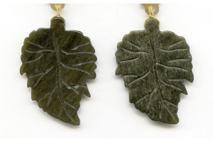 52x Leaf Pendant