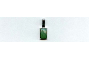 Aventurine 13x8 Faceted Rectangle Silver Pendant