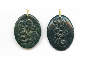 Blood Stone 39-42x Carved Pendant