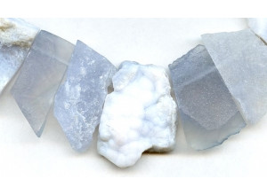 Blue Chalcedony 28-40x Rough Drop