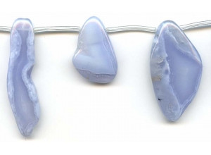 Blue Chalcedony 25-50x Fancy Drop