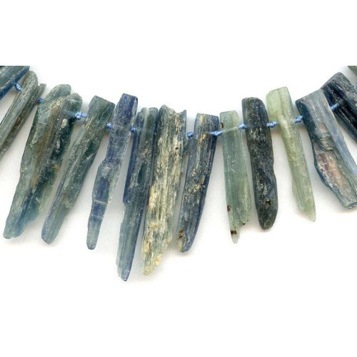 172-1325 Kyanite <br>15-50x Rough Point