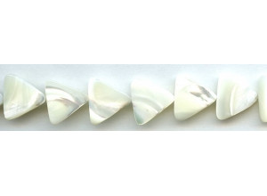 Mother of Pearl 16mm Triangle