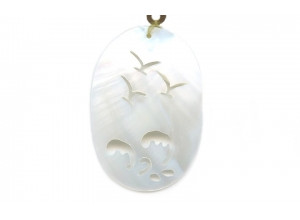 White Mother of Pearl 53-55x Pendant