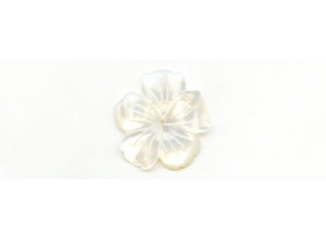 Mother of Pearl 30mm Flower Pendant