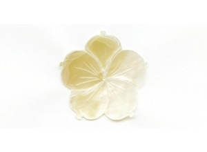 Mother of Pearl 40mm Flower Pendant