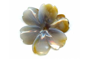 Natural Agate 72x74 Flower Pendant