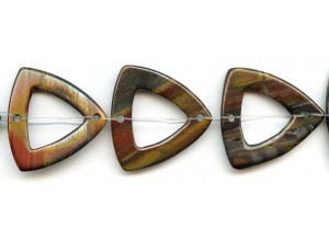 Tiger Iron Jasper 30-32x triangle Donut