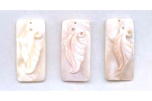 40x Carved Pendant