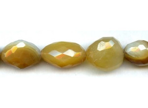 Natural Carnelian 9-22x Faceted Nugget