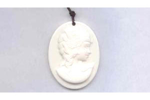 Fish Bone 35x45 Cameo Pendant