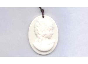 Fish Bone 35x45 Cameo Pendant