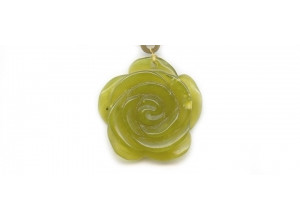 Olive Quartz 35x Flower Pendant