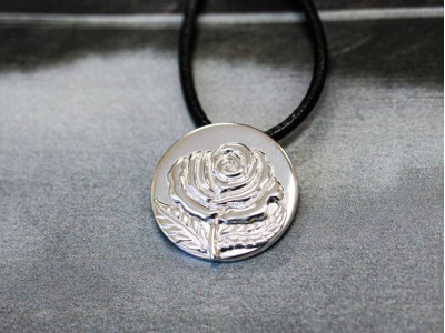 Sterling Silver 24mm Rose Pendant