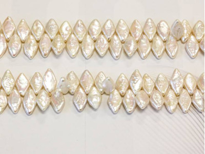 Freshwater Pearl 15x Diamond Drop