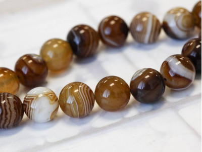 Brown Banded Agate 14mm Round