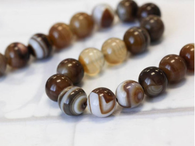 Brown Banded Agate 12mm Round