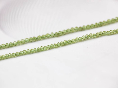 Peridot 2.5mm Faceted Round