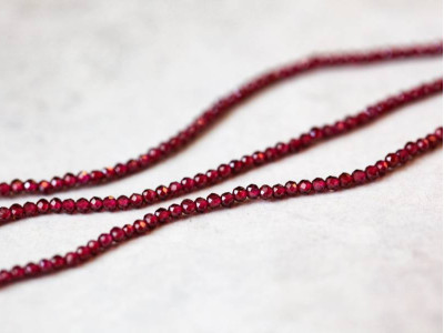 Garnet 2mm Faceted Round