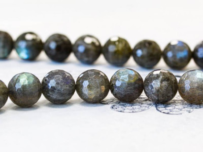 Labradorite 14mm Faceted Round