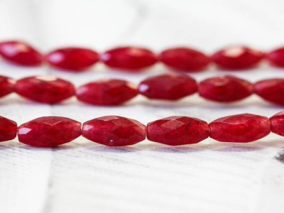 Red Jade 6x12 Faceted Oval Rice