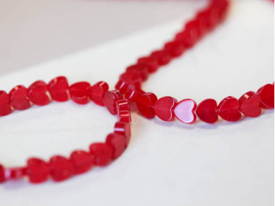 Red Jade 6mm Heart