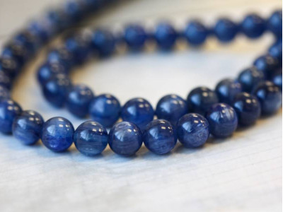 Kyanite 8mm Round