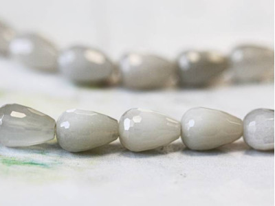 Gray Moonstone 10x15 Faceted Teardrop