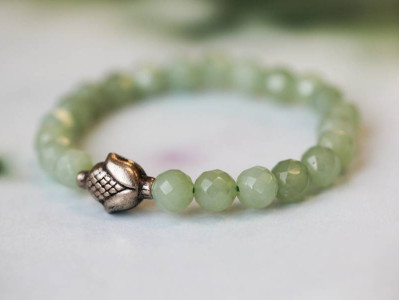 New Jade 8mm Faceted Round Bracelet