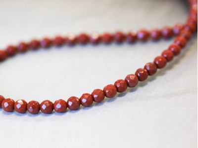 Red Jasper 4mm Faceted Round