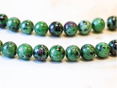 Ruby Zoisite 12mm Round