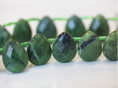 Green Jade 15x20 Flat Pear Briolette