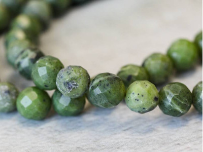 Green Jade 12mm Faceted Round