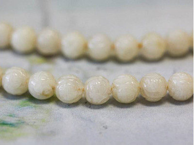 Yellow Jade 10mm Carved Round