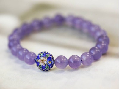 Lavender Quartz 8mm Round Bracelet