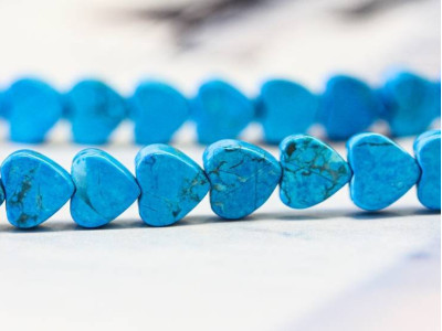 Turquoise Howlite 8mm Flat Heart