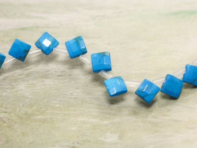 Turquoise Howlite 7x7 Diamond Briolette