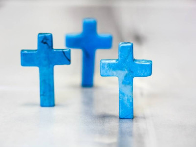 Turquoise Howlite 30x20 Cross Pendant