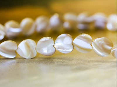 Natural Mother of Pearl 12mm Heart