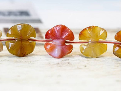 Natural Carnelian 18-20x Bows