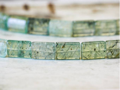 Green Tourmalinated Quartz 13x17 Oval Tube