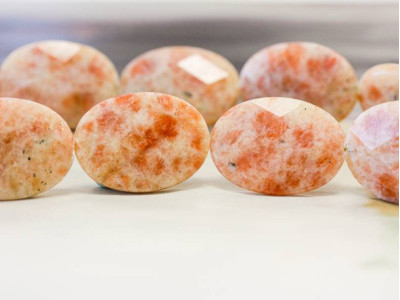 Indian Sunstone 22x30 Faceted Flat Oval