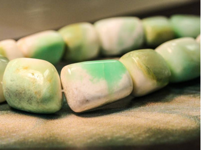 Chrysoprase 22-27x Tumble